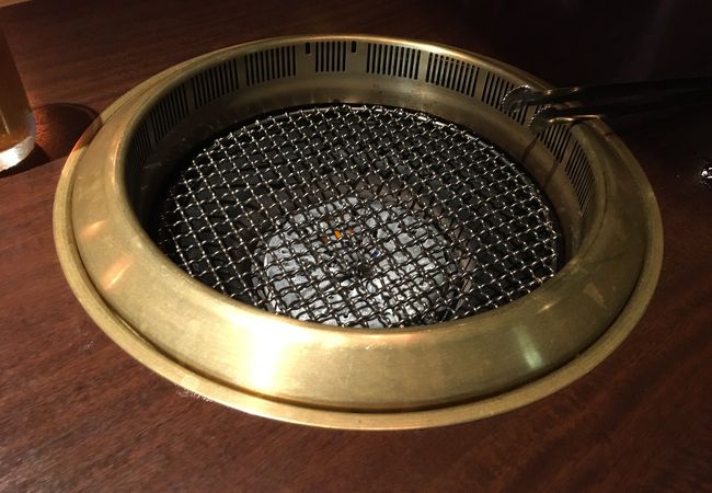 ランチはサラダ食べ放題です。