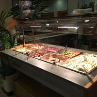 朝食、数日の滞在なら問題ないかと