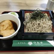 名物のとろろ蕎麦