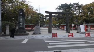 黒田長政建立の石鳥居