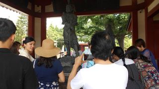 本堂を参る前に