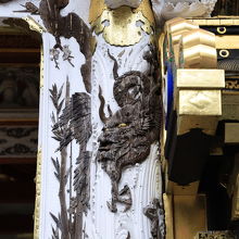 寄せ木細工の龍