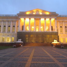 国立ロシア美術館