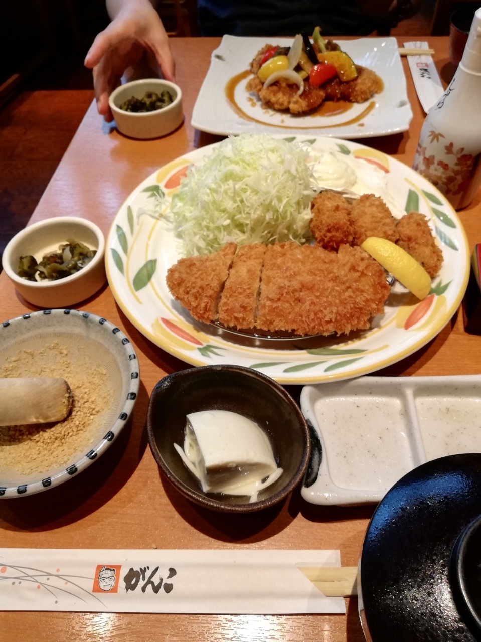 トンカツ専門店