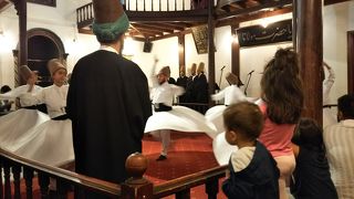 カラバシュ ヴェリ修道場