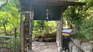 和の雰囲気のなかで食べられるお蕎麦屋さん