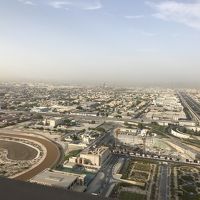 遠くにブルジュアルアラブ