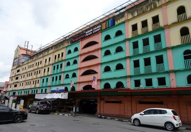 サウジャナ フードコート