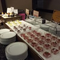 デザートも充実。クレープをその場で作ってくれます。