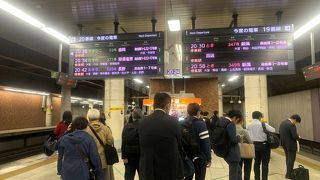 やまびこ59号盛岡行きの最終列車は、はやぶさ号に近い停車駅なので注意です！