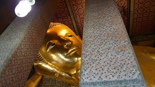 大きな寝釈迦仏！
