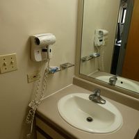 洗面台、ドライヤー付き