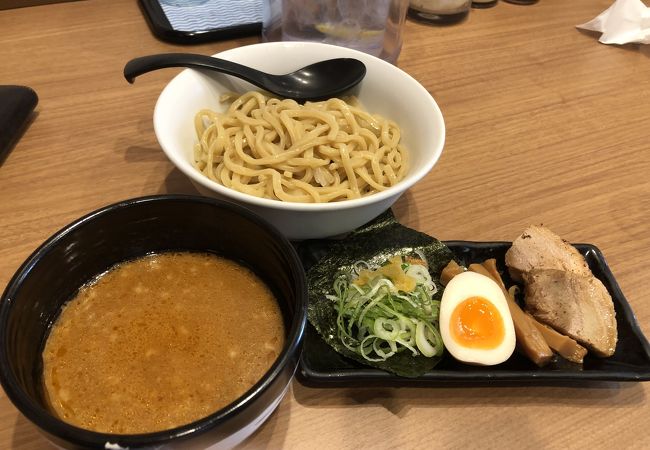 新大塚駅:海老豚骨！