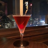 最上階のバーでウェルカムドリンク