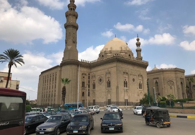 スルタン・ハッサン・モスク