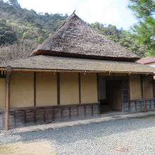 茅葺です