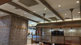 店名のヤキスバに惹かれましたが…