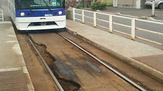 低床式電車の場合、車両によっては一部、クロスシートとなっていました