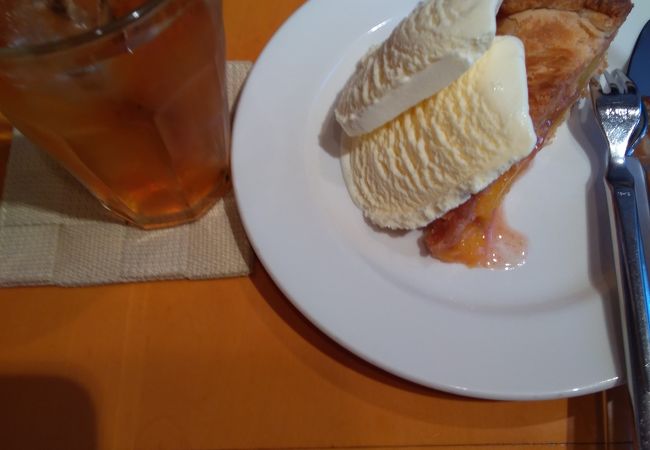 アメリカンテイストのケーキ屋さん