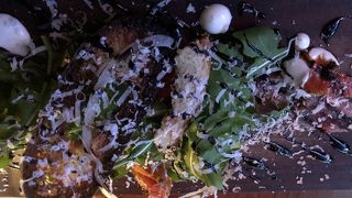 ザ スリーモンキーズ レストラン アンド バー