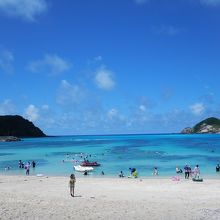 スカッと爽やかな気分にしてくれる浜辺からの景色