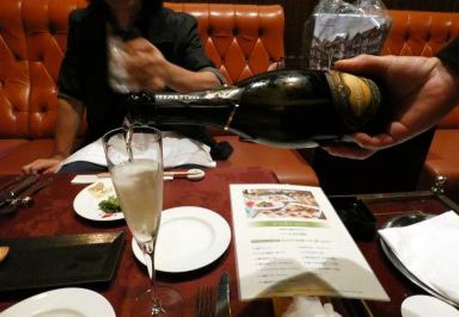札幌パークホテル パーククラブの夕食　札幌すすきのプッシーキャット　