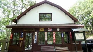塩狩峠記念館その１　塩狩峠記念館１階の展示 