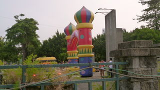 衛武營駅傍、家族連れで楽しめる公園ですが、園内をすべて見学するのは大変です