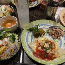 メインは魚料理を選びました。