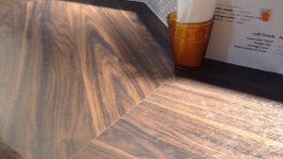 良く分からない環境で食事。これはこれで、良いと思う。