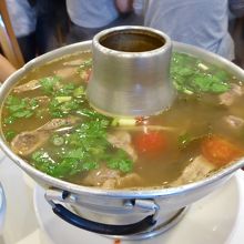 トムセップ（イサーン風モツ鍋）