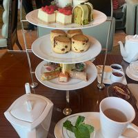 お腹パンパン！スコーンはサクサクでしたが、１つの半分しかたべ