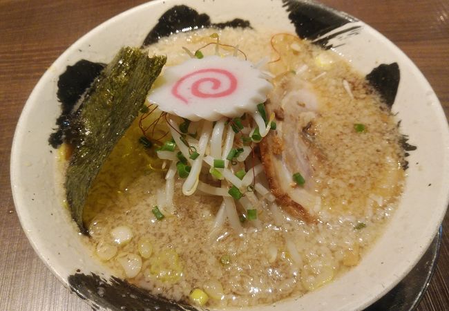 手っ取り早く、美味しいラーメンを堪能！