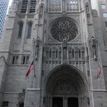 少し離れて撮ったものです