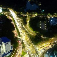 エレベーターホールより夜景