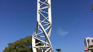 時計のチャイムは８：１５