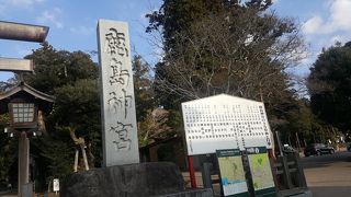 厳粛な神社