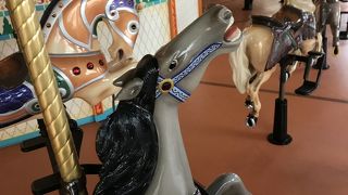 2階建てのカルーセル
