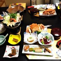 夕食：和牛と毛蟹の会席料理