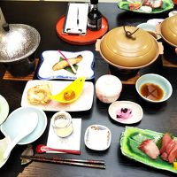 夕食：地元深浦の郷土料理