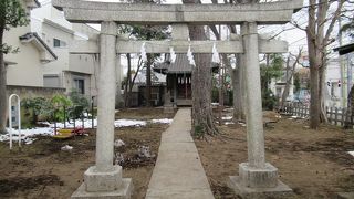 瀬田玉川神社の飛地境内末社