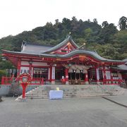 立派な神社で、津和野の街を見下ろす眺めも最高。