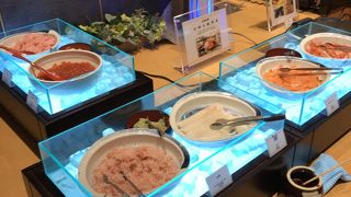 自分好みの海鮮丼