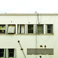 窓の外はこんな感じですが､寝るだけのホテルですから･･･