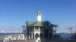 パシフィコ横浜の裏手