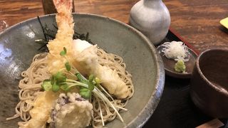 平日なら割とすんなり入れます