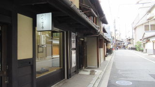 古美術商・骨董通り