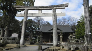 松江城山公園にある神社