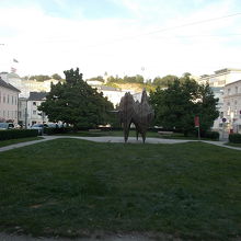 広場の様子です。