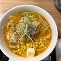 空港内のラーメン街にあります